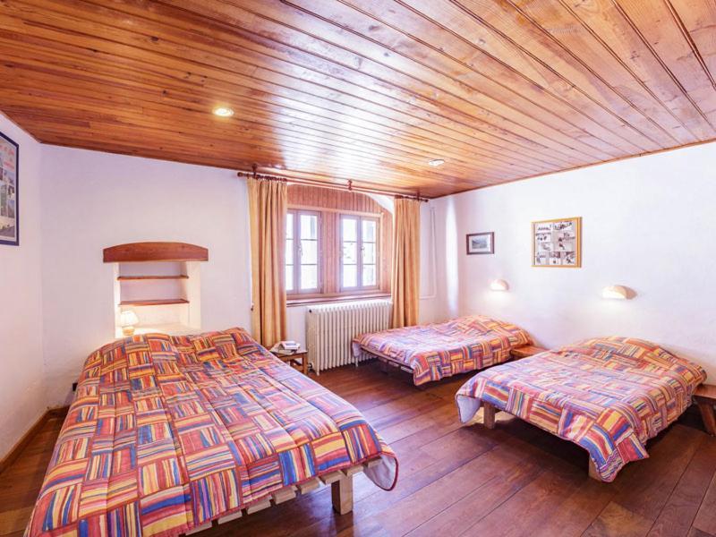 Auberge L'Estoilies Сен-Веран Экстерьер фото