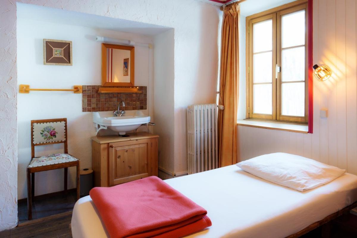 Auberge L'Estoilies Сен-Веран Экстерьер фото