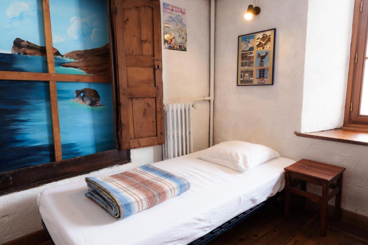 Auberge L'Estoilies Сен-Веран Экстерьер фото